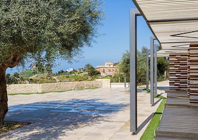 Daedalium resort