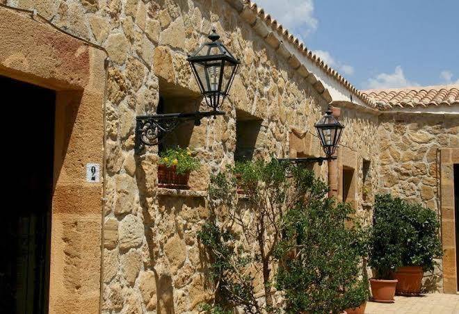 Don giovanni hotel