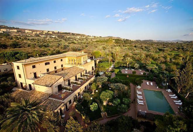Hotel villa athena