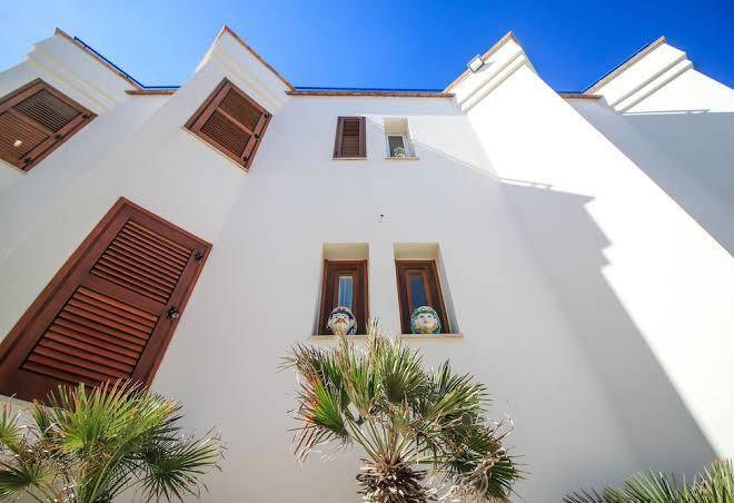 Hotel il faro della guitgia