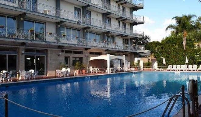 Wave Hotel