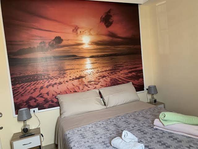 B&b the lux