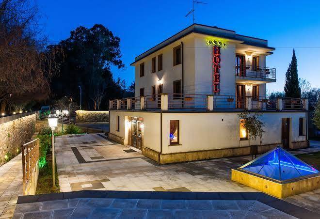 Ristorante e hotel al ritrovo