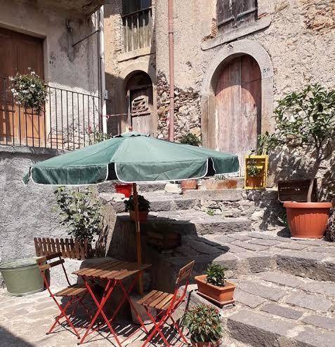 Al castello san piero patti