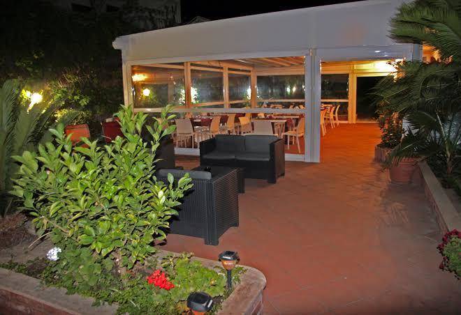 Hotel alexander