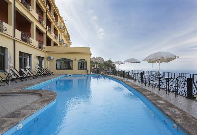 Hotel sole castello