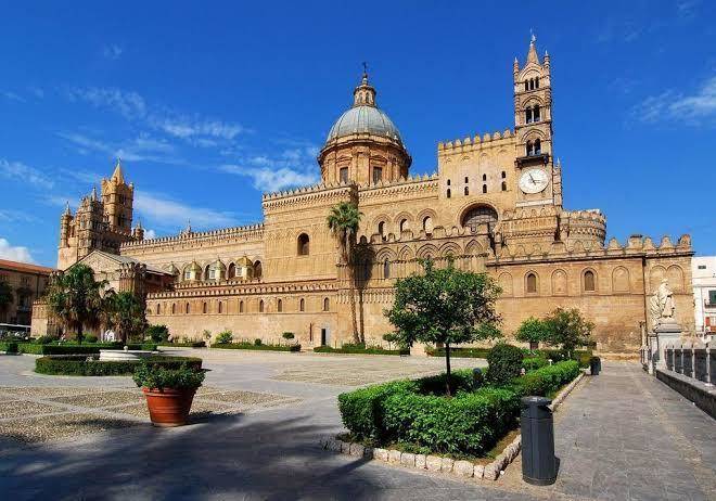 A due passi dal cuore di palermo