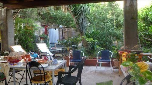 Al terrazzo fiorito
