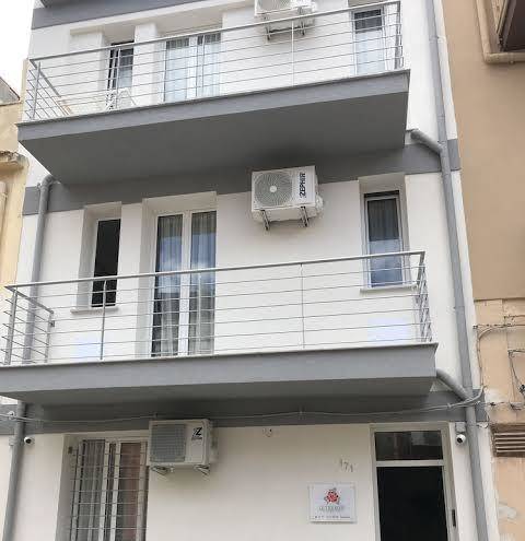 Le tre rose
