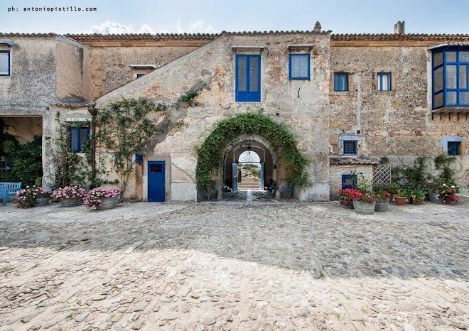 Tasca d'almerita tenuta regaleali