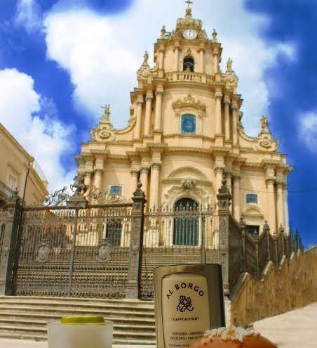 Reusuite authentic sicilian hospitality