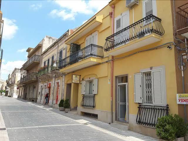 B&b Perla Di Corso Savoia Image