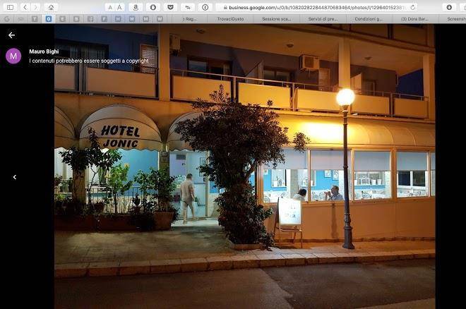 Hotel jonic