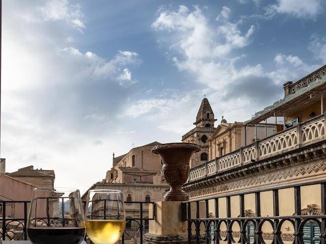 Hotel porta reale