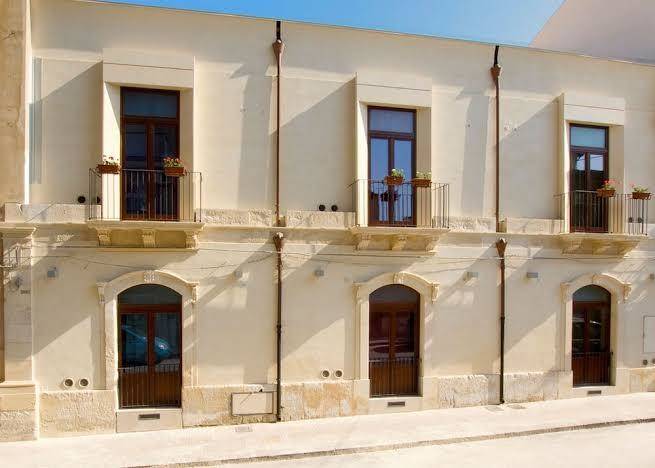 Kyanos Residence Image