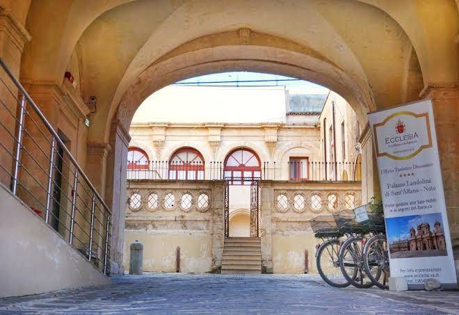 Landolina palace
