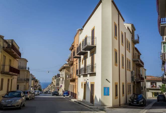 Amuni' affitta camere di aronica alberto