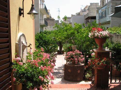 B&b trapani all'angolo fiorito