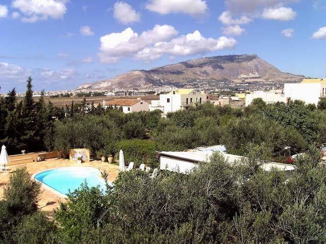 Baglio costa di mandorla