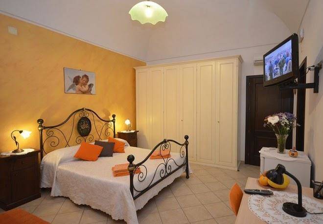 B&b poliglotta