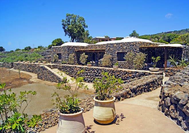 Dammusi sciuvechi resort