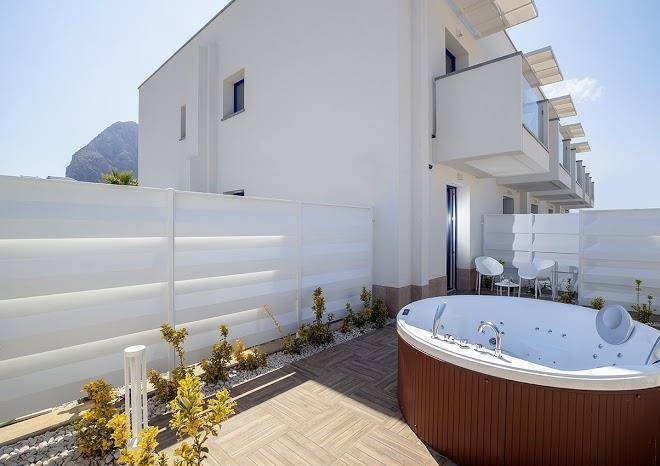 Hotel sundeck