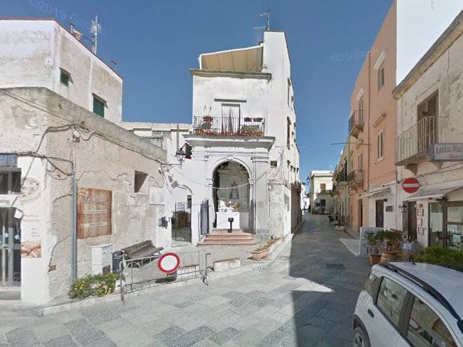L'antico cortile affitta camere