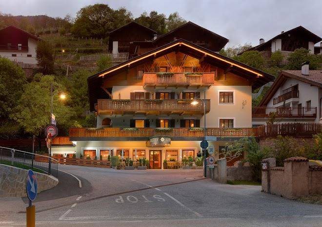 Albergo stern