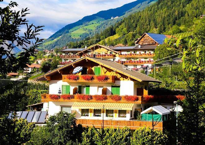 Albergo tiefenbrunn