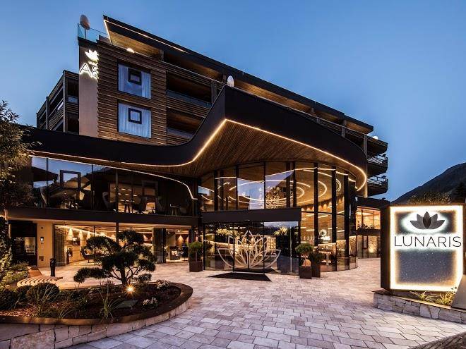 Amonti & lunaris wellnessresort