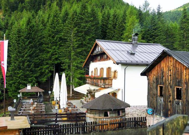 Berggasthof sarner skihutte