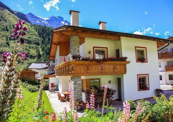 Garni des alpes & restaurant hoamat
