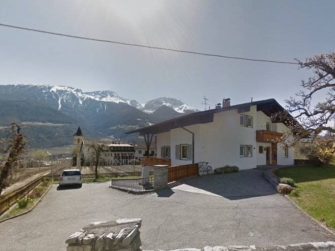 Garni Schuster Image