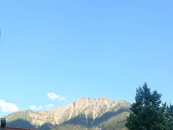 Garni trojer snc di hanspeter oberleiter c in bre
