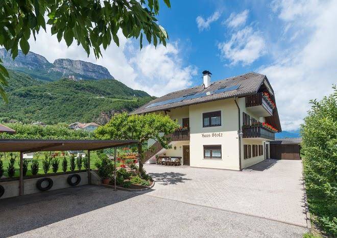 Haus stolz