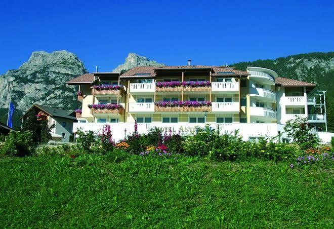 Hotel antines