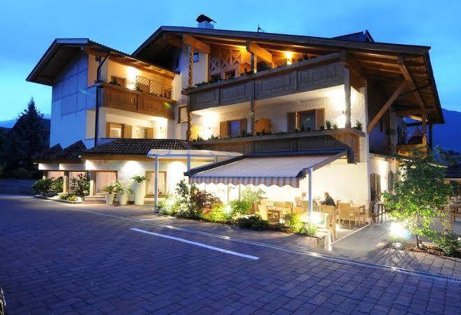 Hotel Fleuralp Image