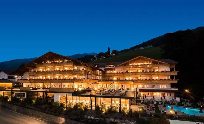 Hotel Furstenhof Schenna Image