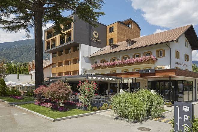 Hotel lowenhof