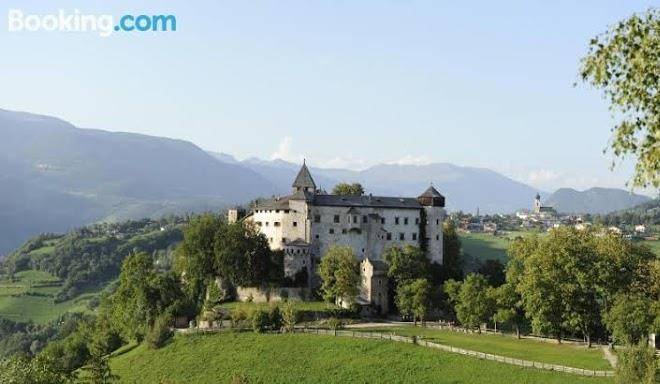 Hotel zum wolf