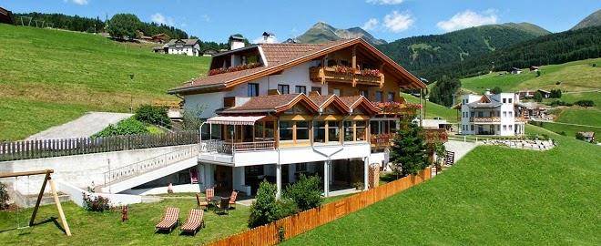 Pensione wiesenrain in val pusteria