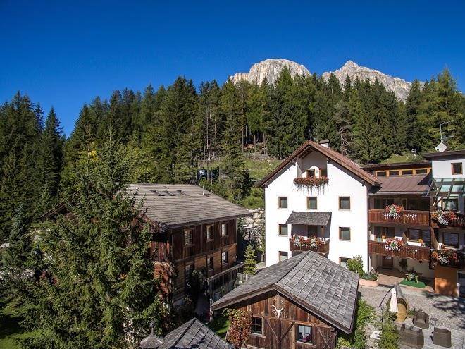 Residence elisa colfosco alta badia