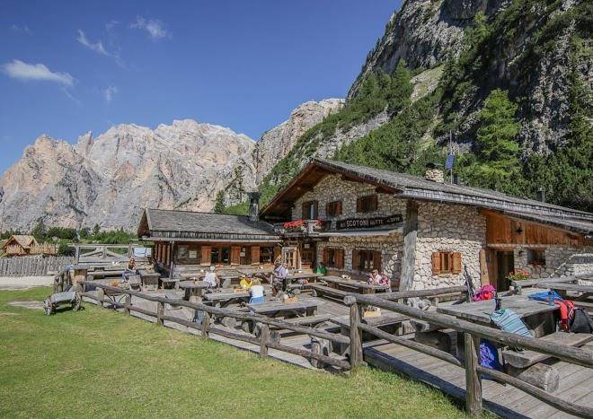 Rifugio scotoni