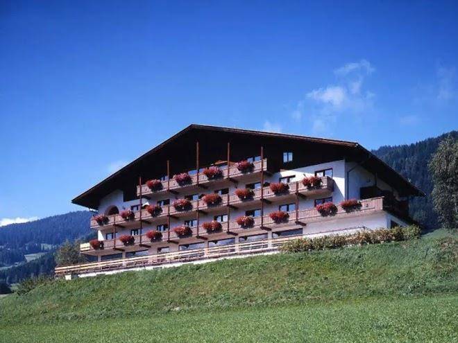 Wiesenhof s n c residence
