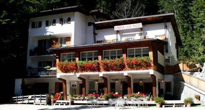 Albergo Lago Rosso Image