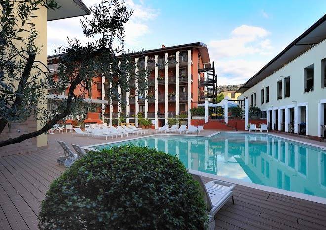 Club Hotel La Vela Image