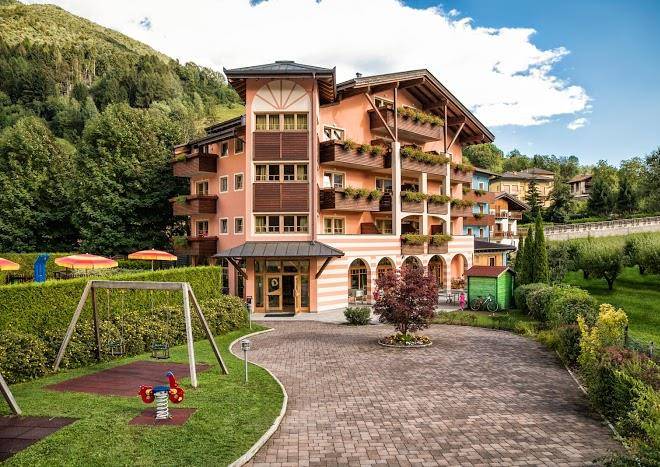 Family hotel adriana