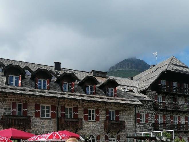 Golf Hotel Carezza Image