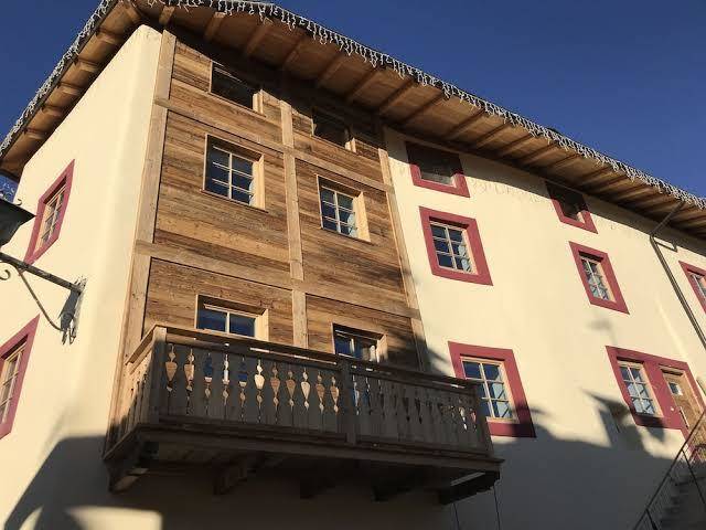 Grizzly Haus B&b Image