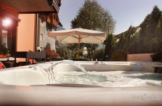 Hotel Binelli Garni Image